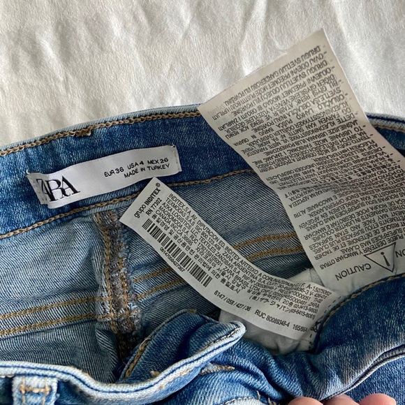 Zara Original Denim Skinny Jeans with Frayed Hem - Picture 6 of 7